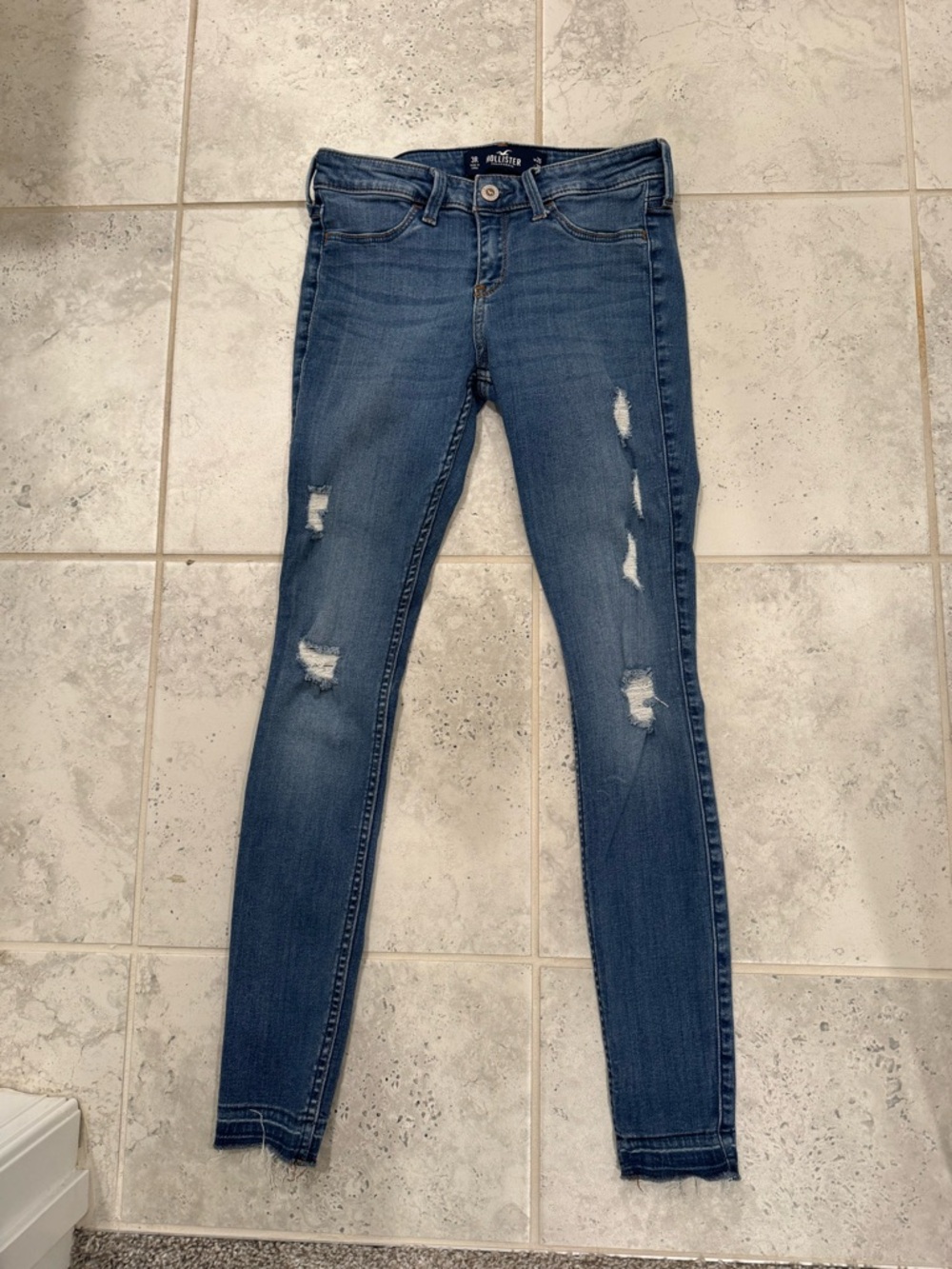 Distressed Dark Blue Women’s Skinny Jean Legging